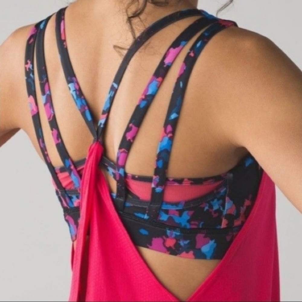 Lululemon Athletica Red and Black Patterned Tank Sz 4 - Picture 9 of 12
